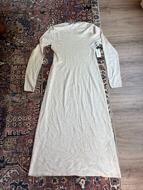 Aritzia Babaton Long Sleeve Knit Dress